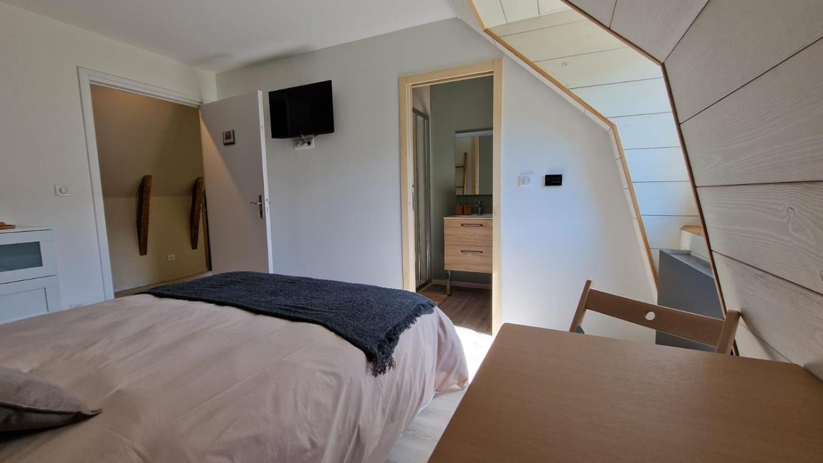 Bed and Breakfast La Lys Martagon Le Falgoux Esterno foto