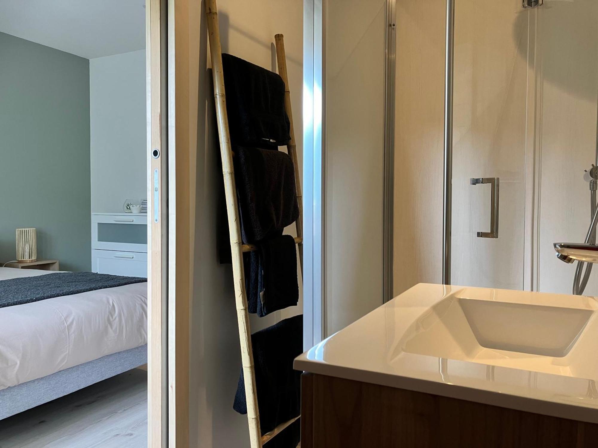 Bed and Breakfast La Lys Martagon Le Falgoux Esterno foto